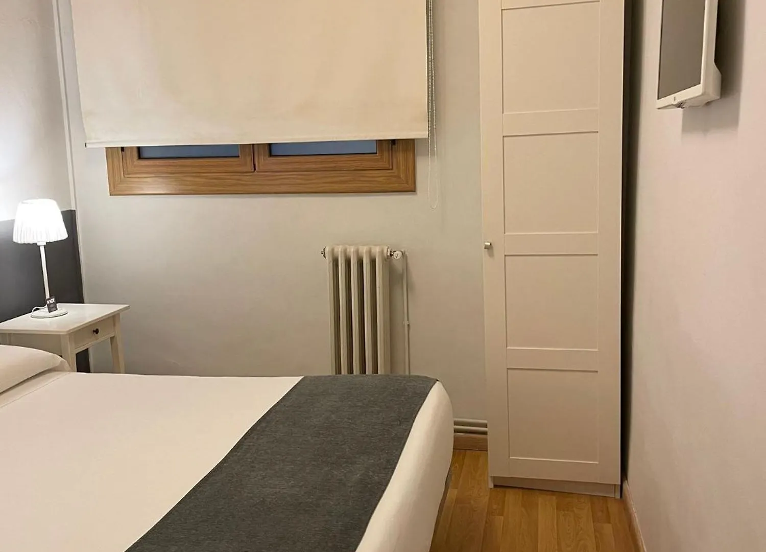 Hostal El Ninot Barcelona