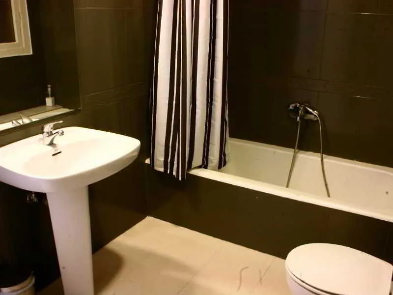 ** Guest house Hostal El Ninot Barcelona Spain