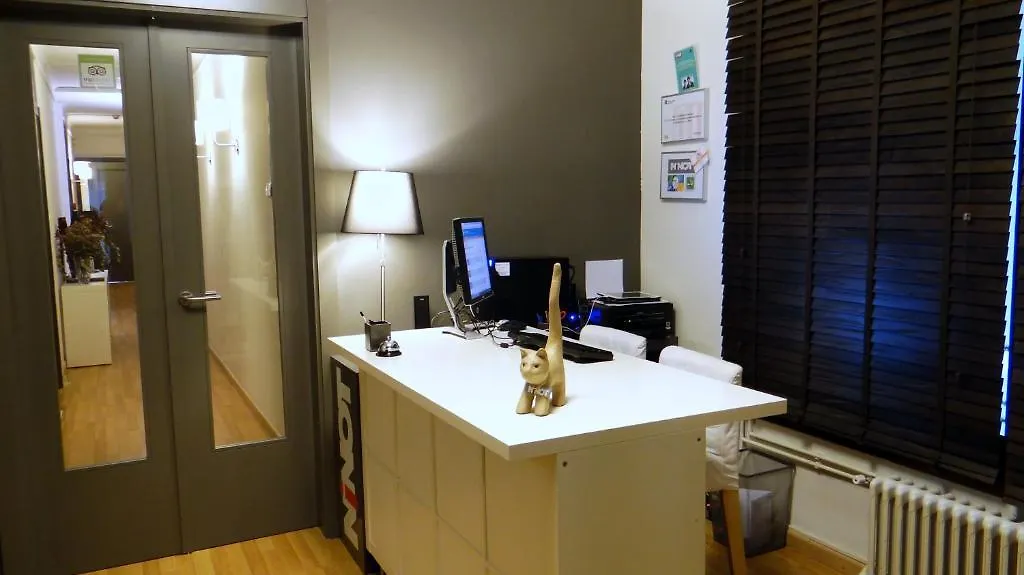 Hostal El Ninot Барселона