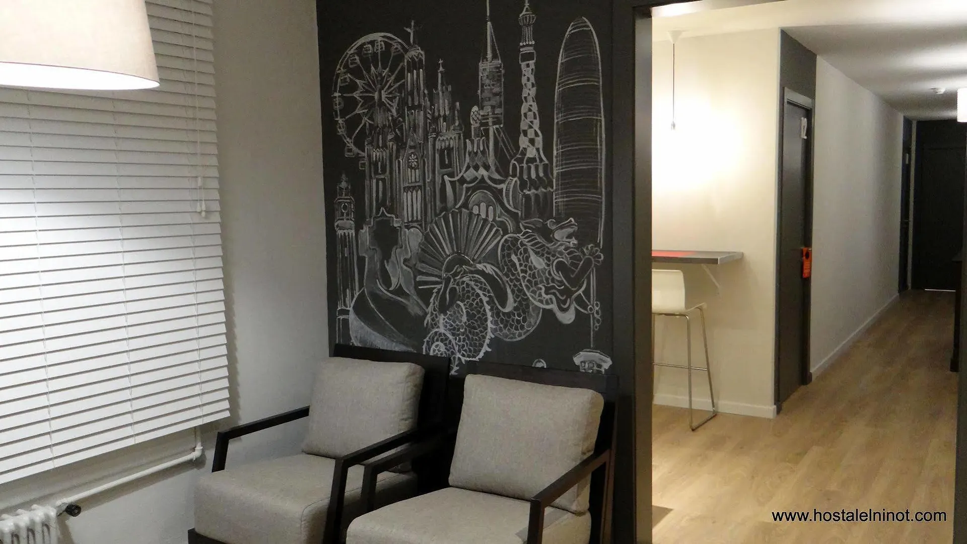 Hostal El Ninot Барселона Гостевой дом