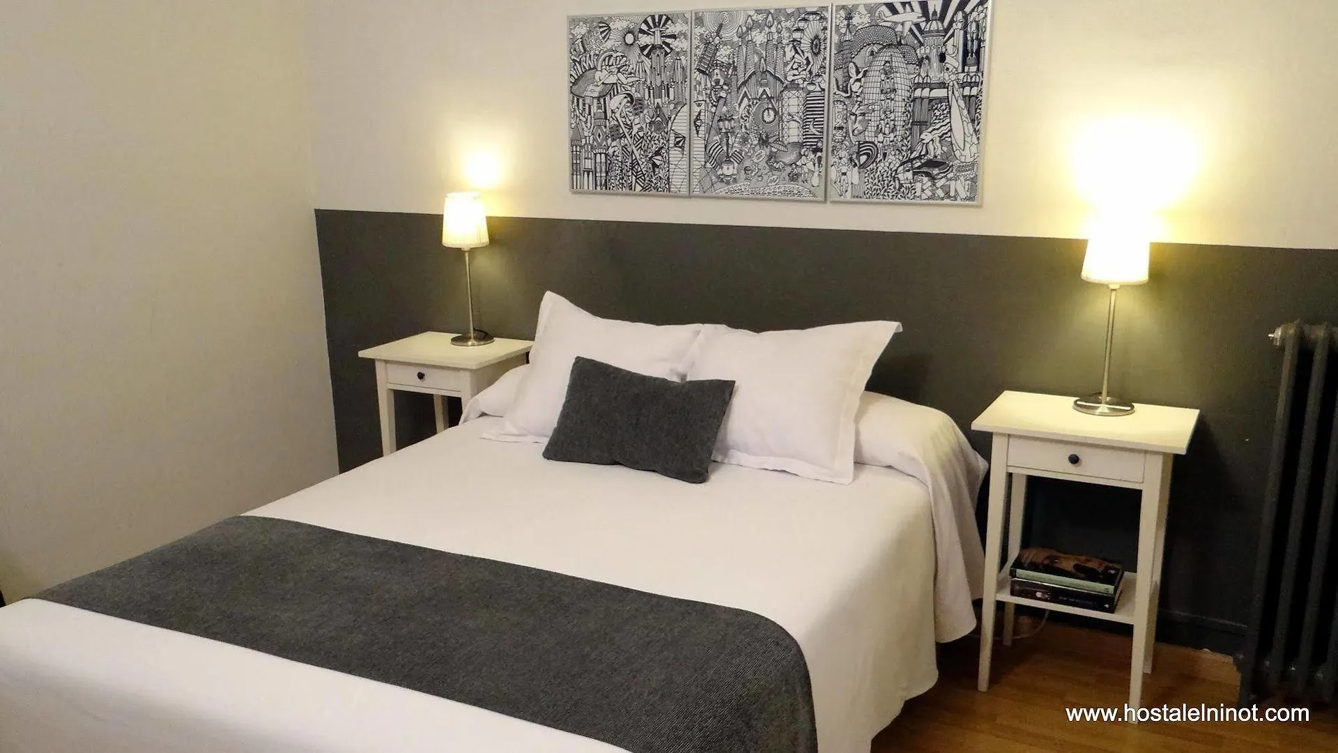 Hostal El Ninot Barcelona Spain