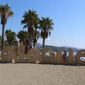 Santa Paula Гостевой дом Малага